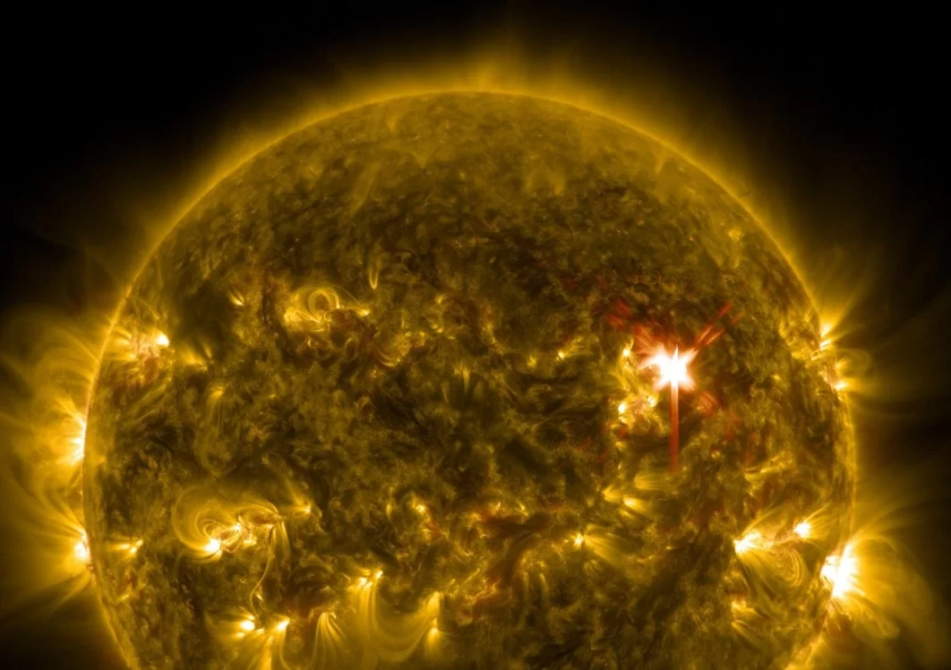 Солнечные вспышки могут вызвать магнитные бури на Земле в ближайшие дни